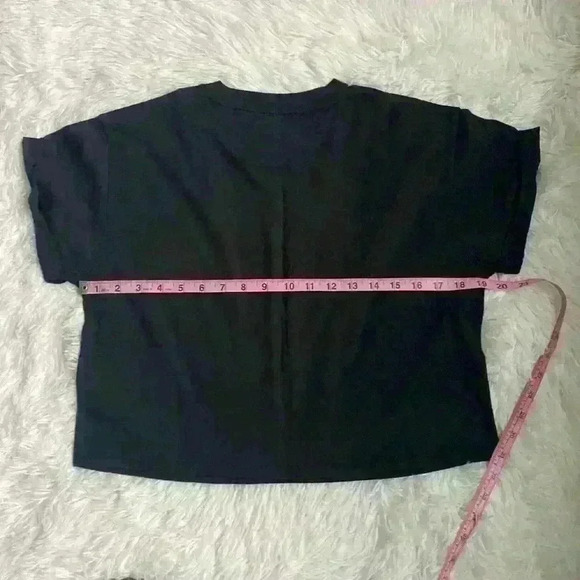 Gilly Hicks size medium, short sleeve black casual crop top.  NWT. - Picture 6 of 6